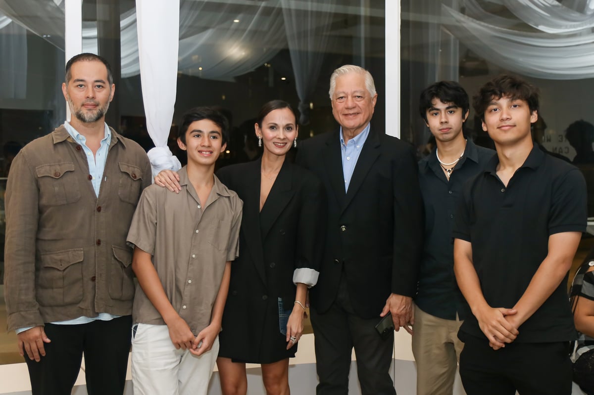 RAFFA, Diego, Amina Aranaz, Raffy and Lucas.
